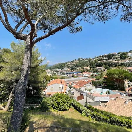 Apartment En Bas De Avec Piscine Proche Bord De Cagnes-sur-Mer
